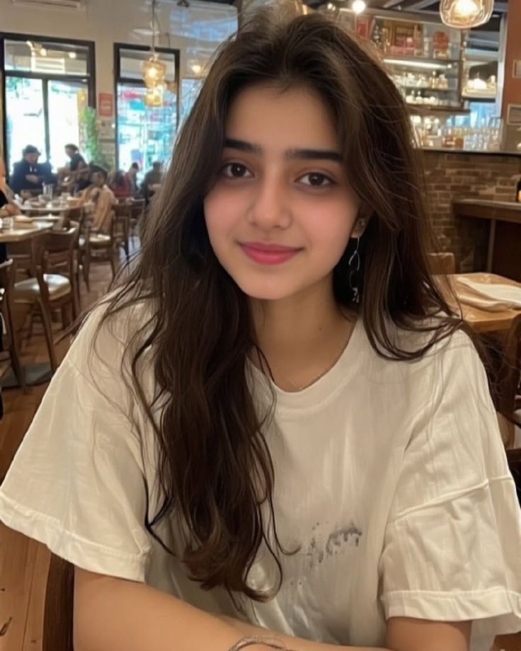 Amna R.